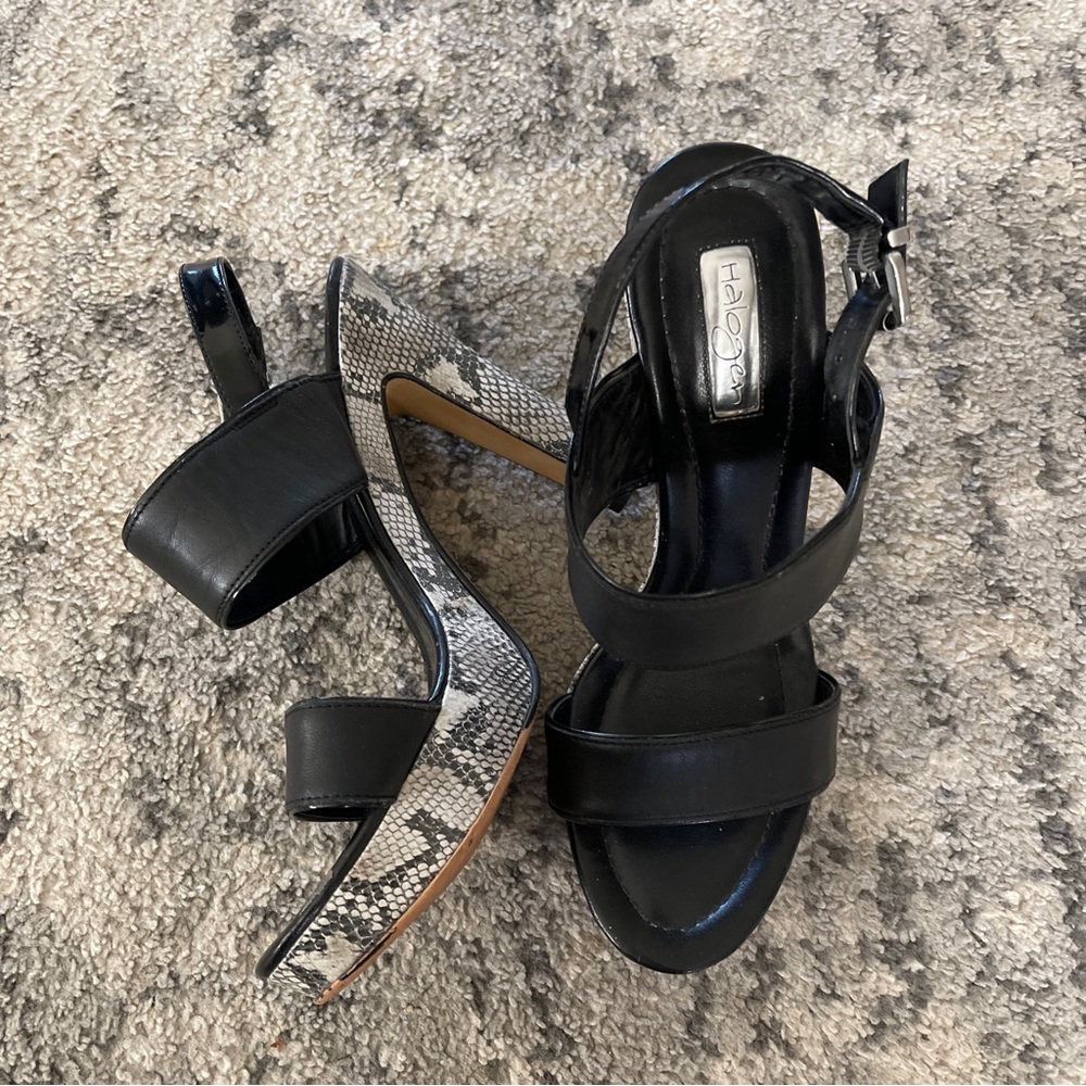 Halogen black platform chunky heels size 9.5